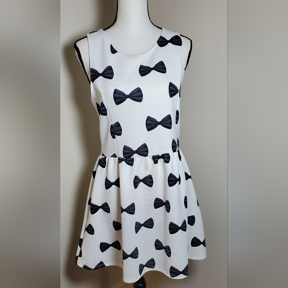 H&M Divided Dress Black Bow Print Sleeveless Mini Fit & Flare Medium‎ M